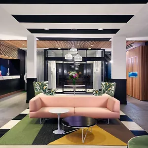 Hotel Chifley On South Terrace, Adelaide